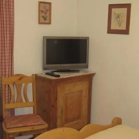 Haus Friedl Pensión 3*